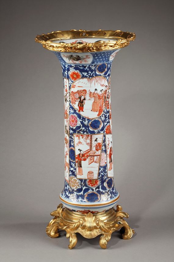 Important vase in Chinese porcelain | MasterArt